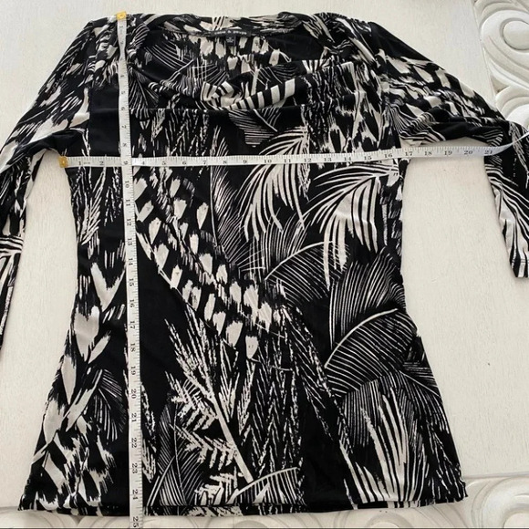 Cable Gauge Leaf Print Cowl Neck Blouse - Picture 3 of 7